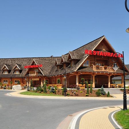 Dwor Kresowy Hotel Radymno Exterior photo